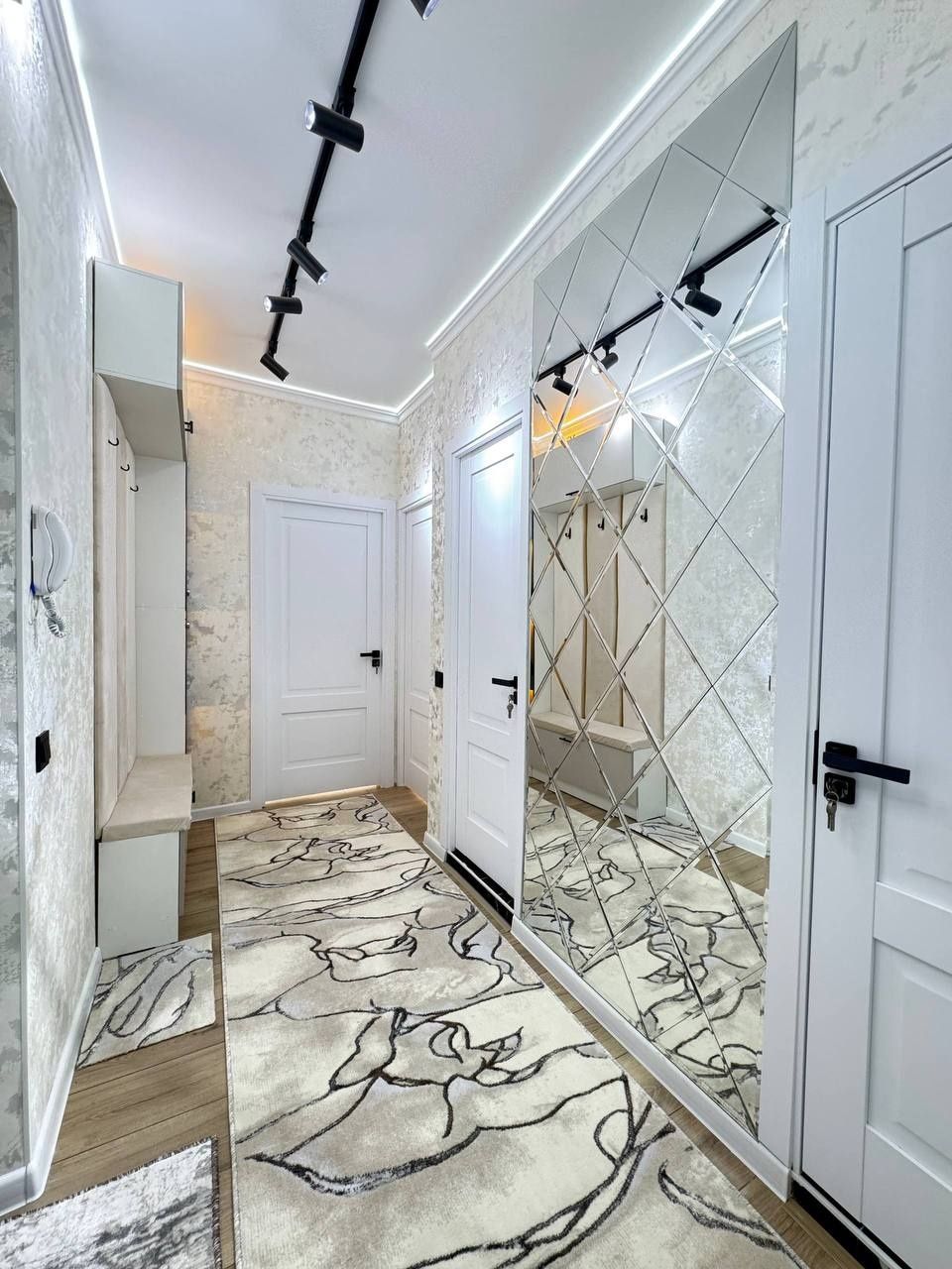 #БАЛКОН 2×6, (60м²)  Чиланзар 8, 2 хона, 7 этаж, 9 этажный Дом.