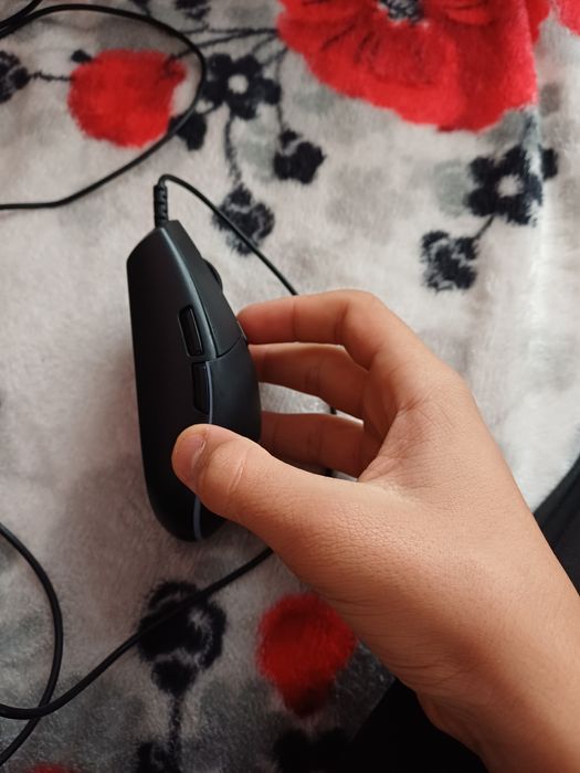 Maus logitech g102 lihtespeed