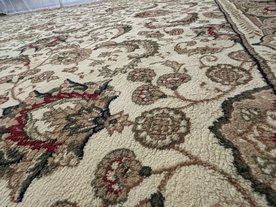 Продается ковры 4/6