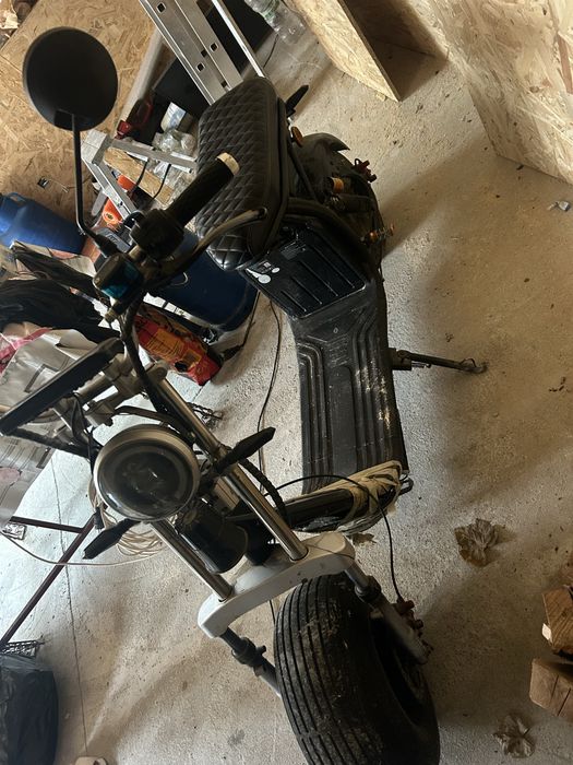 Vand scuter electric urgnet