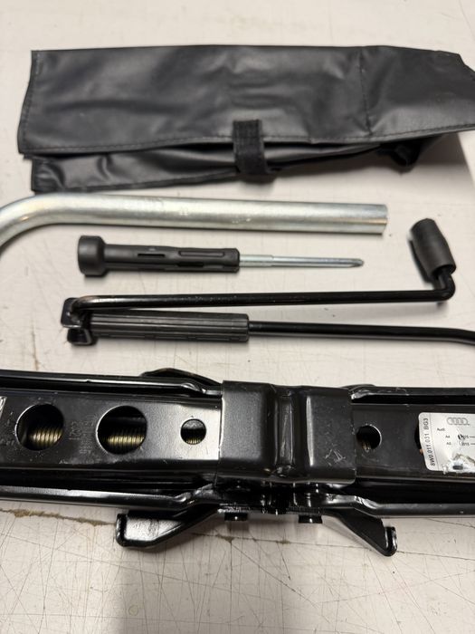 Cric original audi a4 b9 a5 f5 2016-2025