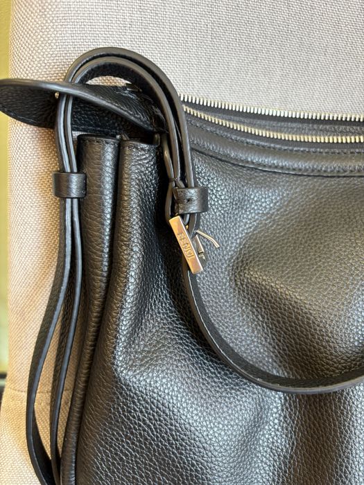 Чанта за рамо Fendi