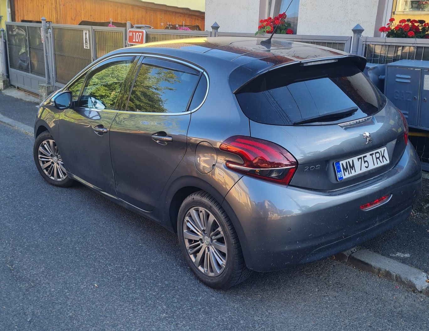 Vand Peugeot 208 diesel 2018