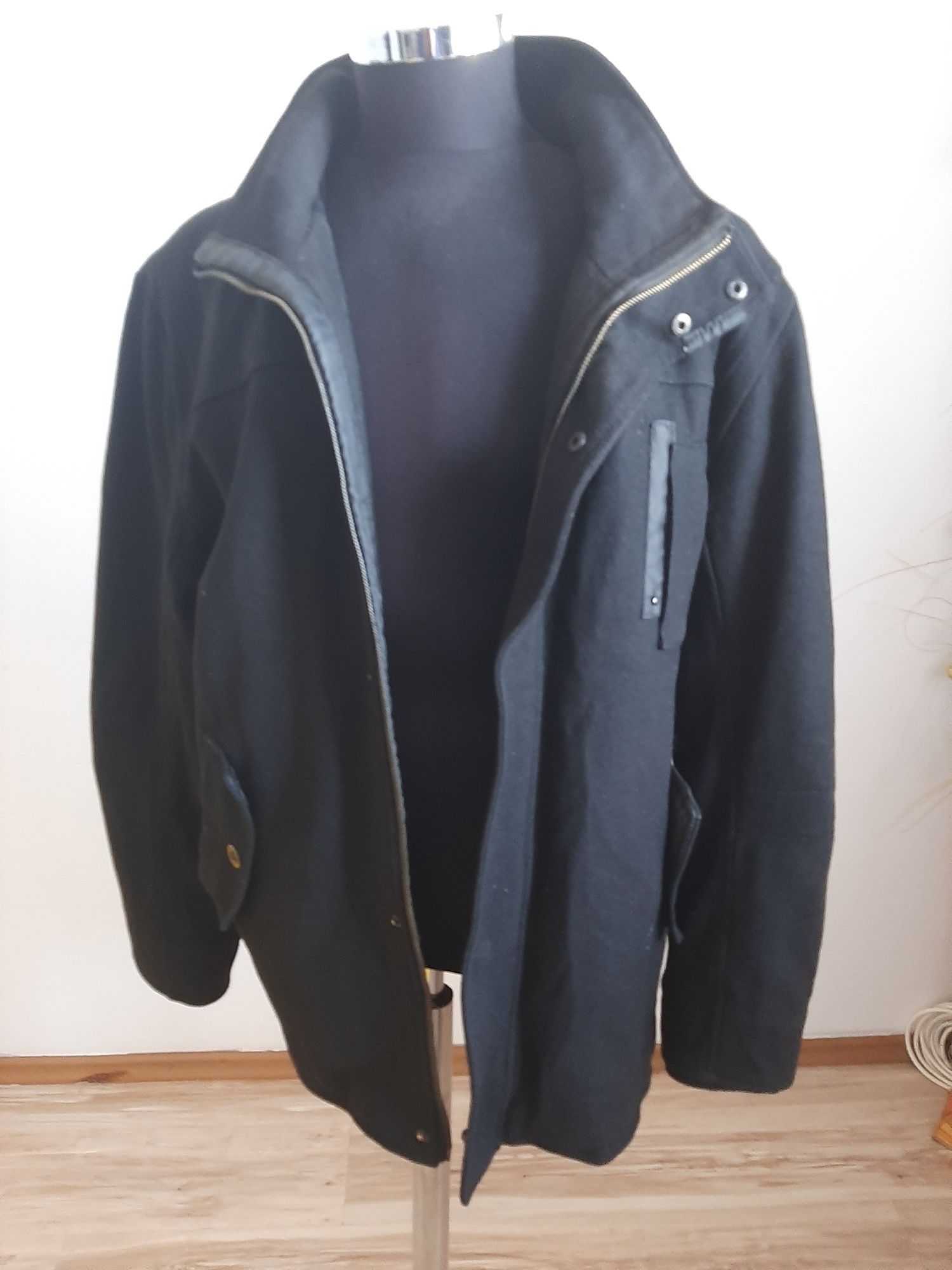 Palton original gen ARMANI marimea XXL