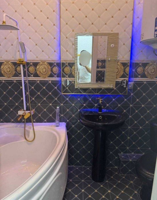 Shayx ul Olam machit tomonda 2 xonali uy sotiladi