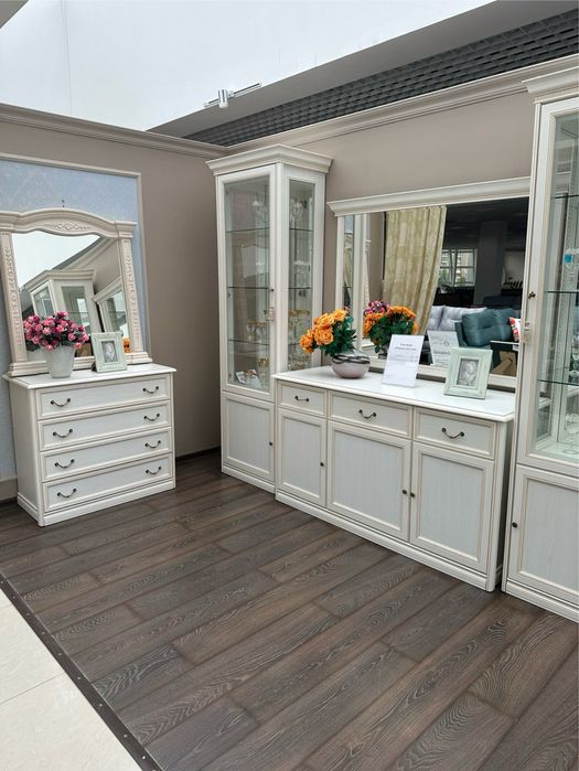 Продается гостинная