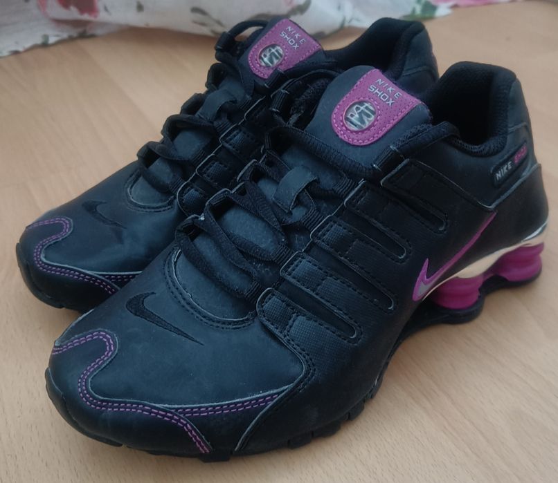 Дамски маратонки Nike Shox NZ Black Plum 36 номер