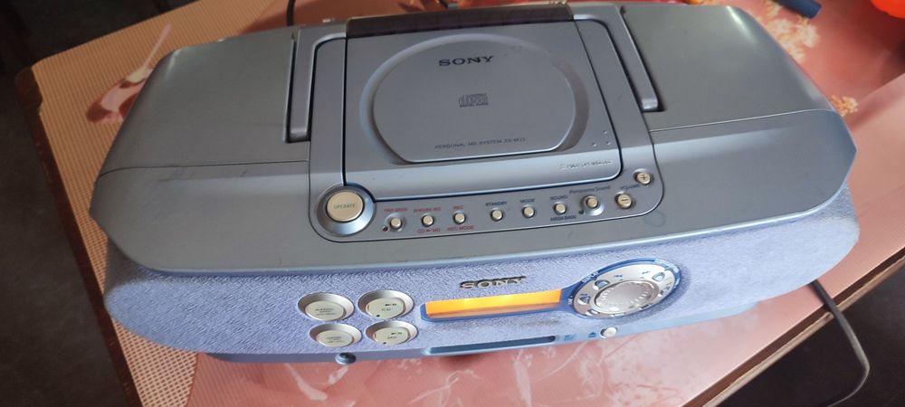 -SONY Personal MD System ZS-M 33