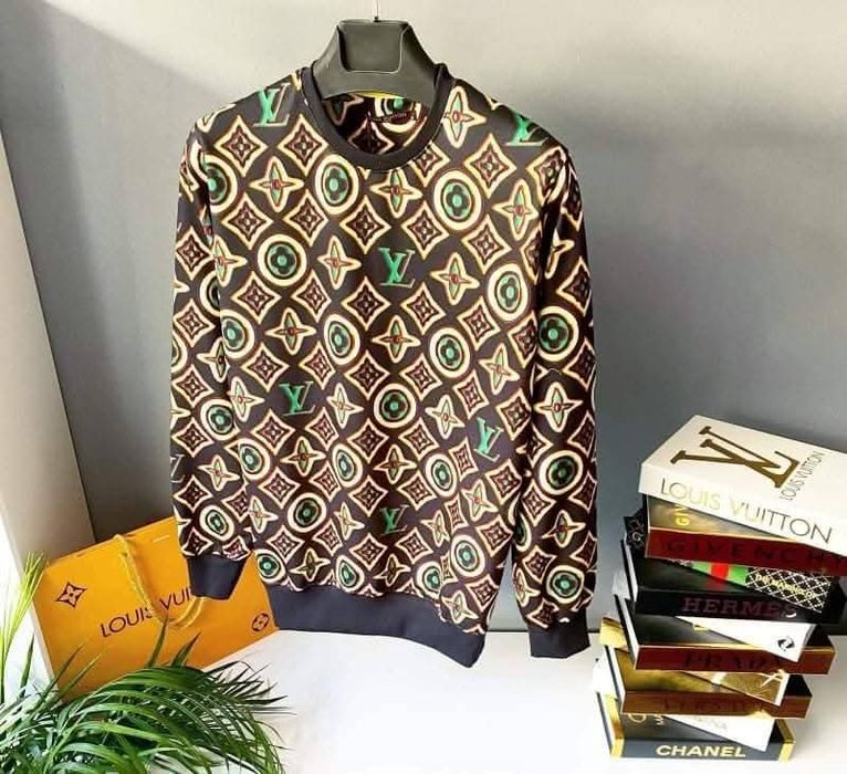 Мъжки блузи различни модели