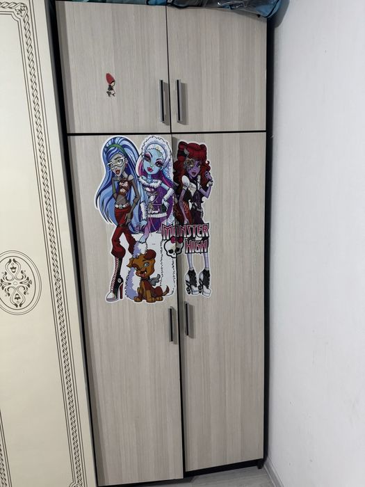 Продам шкаф для одежды