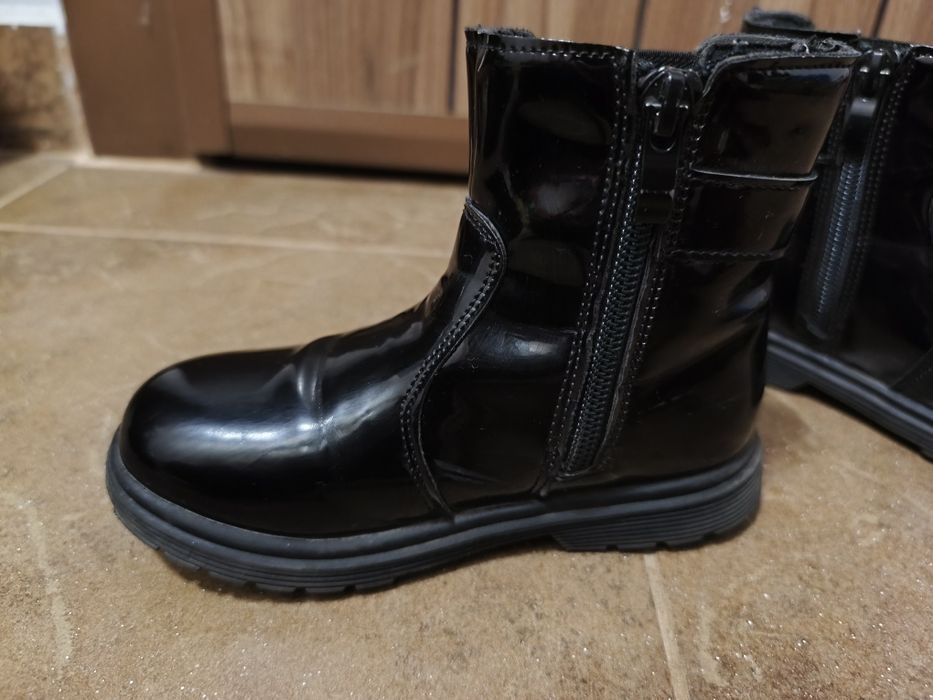 Лачени детски боти 27 номер