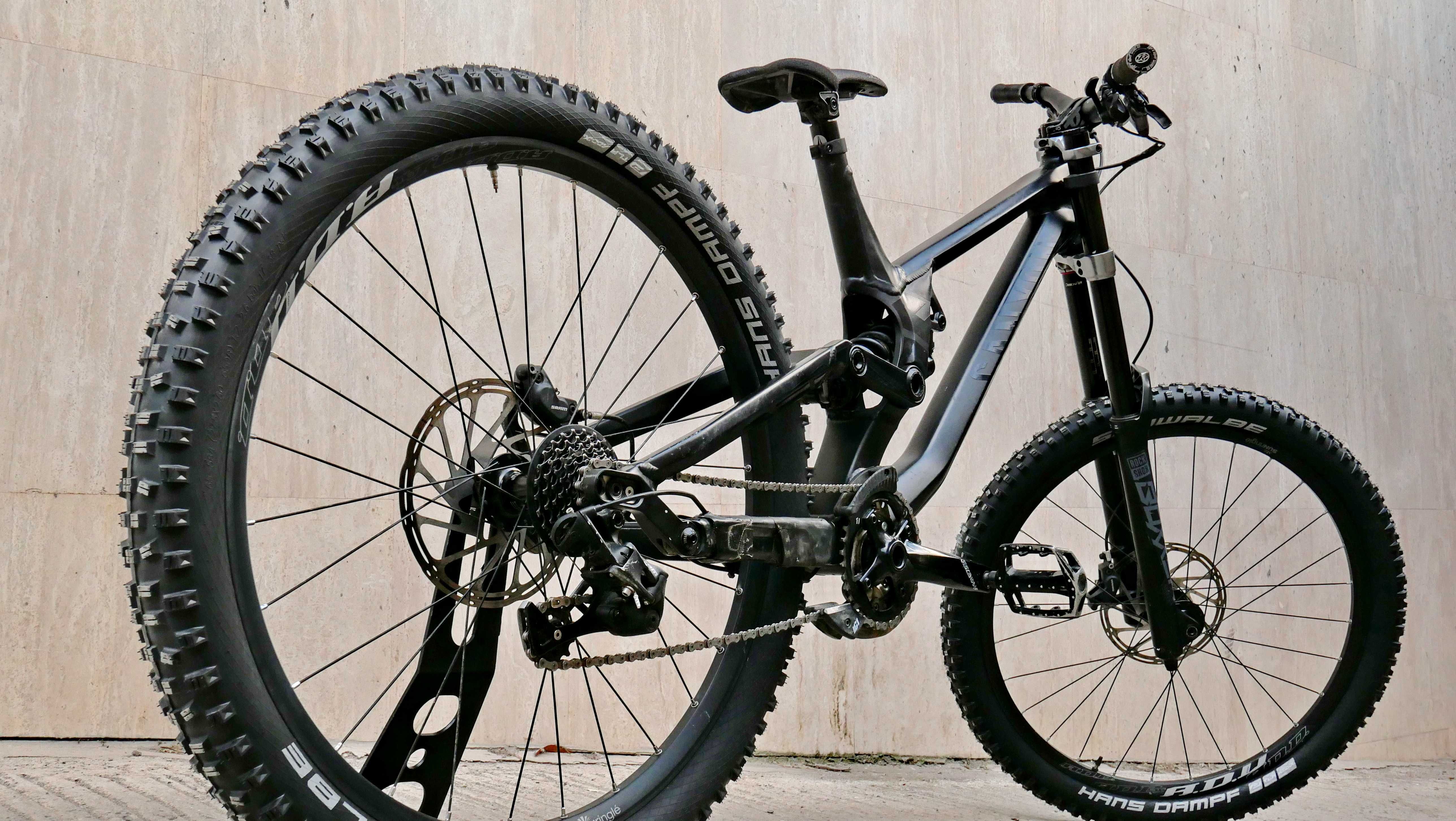 Canyon Sender, 27.5 L, RockShox Boxxer, 200 ход, 1х7 Sram GX