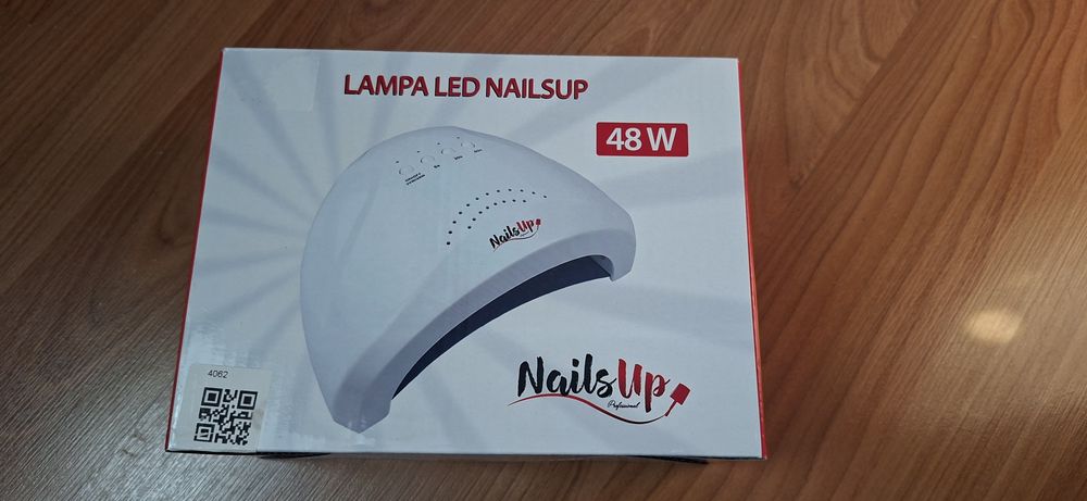 Lampa led unghi noua