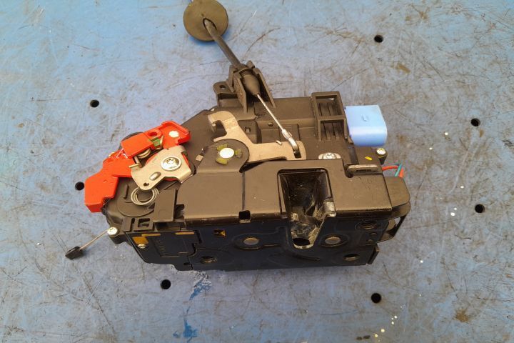 Broasca usa fata stanga 3D1837015 Volkswagen VW Golf 6 [2008 - 2015]