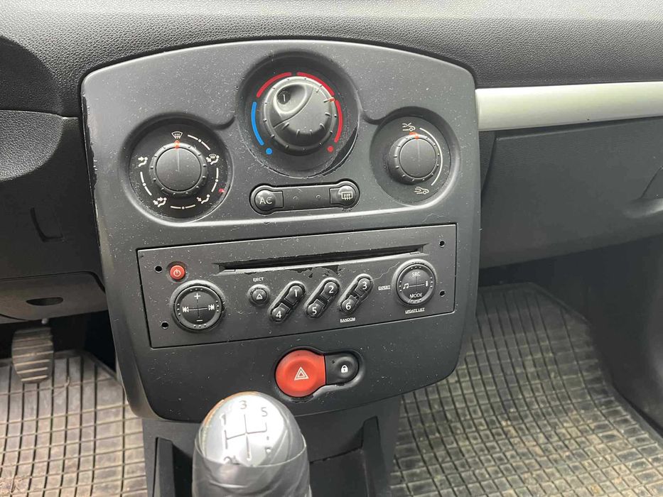 Renault Clio 1.2 Benzină