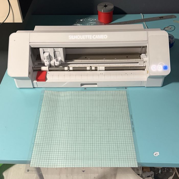 Cutter plotter silhouette cameo 4