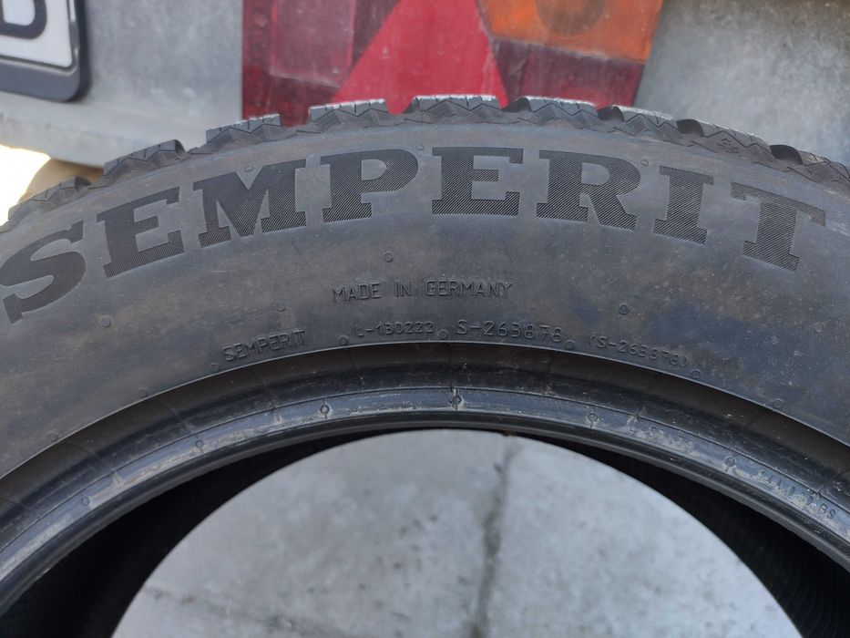 2бр Почти Нови Зимни Гуми 225 60 17 - Semperit - DOT 2022