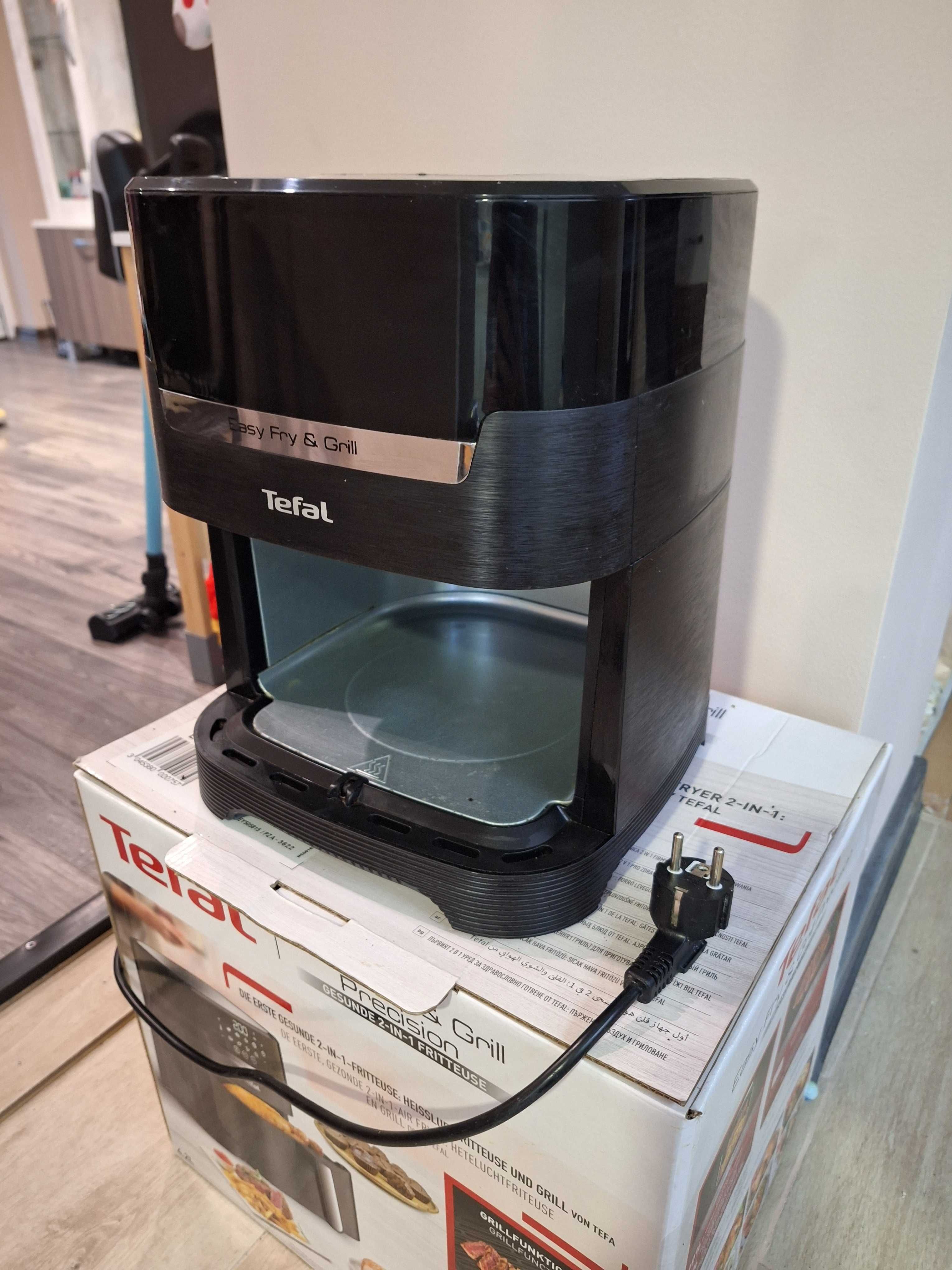 Продавам Tefal Easy Fry&Grill