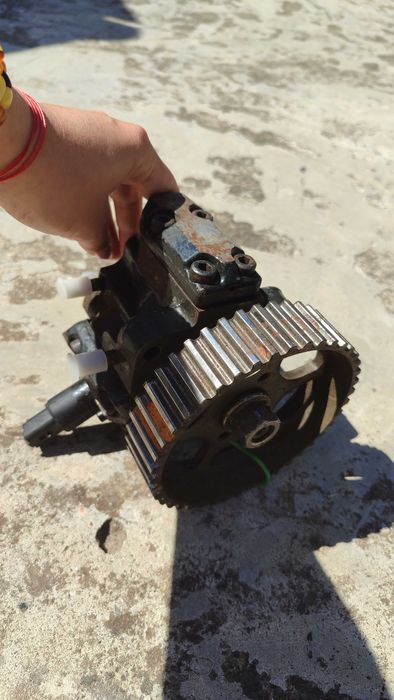 Помпа Комън рейл за Пежо 206 2.0 HDI