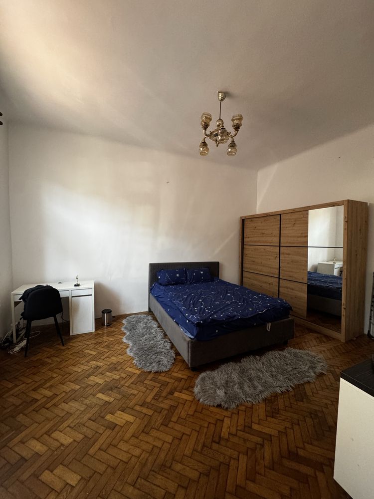 Apartament la curte P-ța Mihai Viteazul