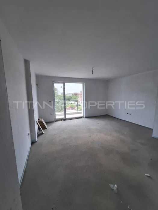 Продава се Тристаен апартамент в Пловдив, Остромила - 139 кв.м за 1331 €/кв.м - Снимка #2