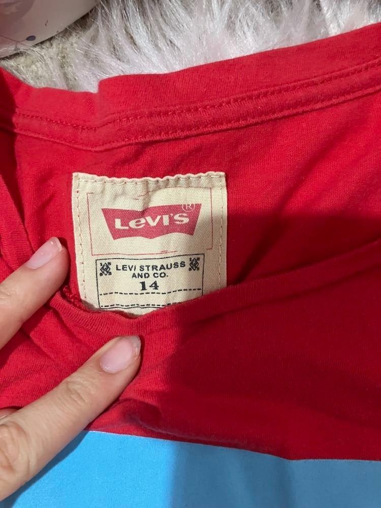 Оригинална дамска тениска Levi's