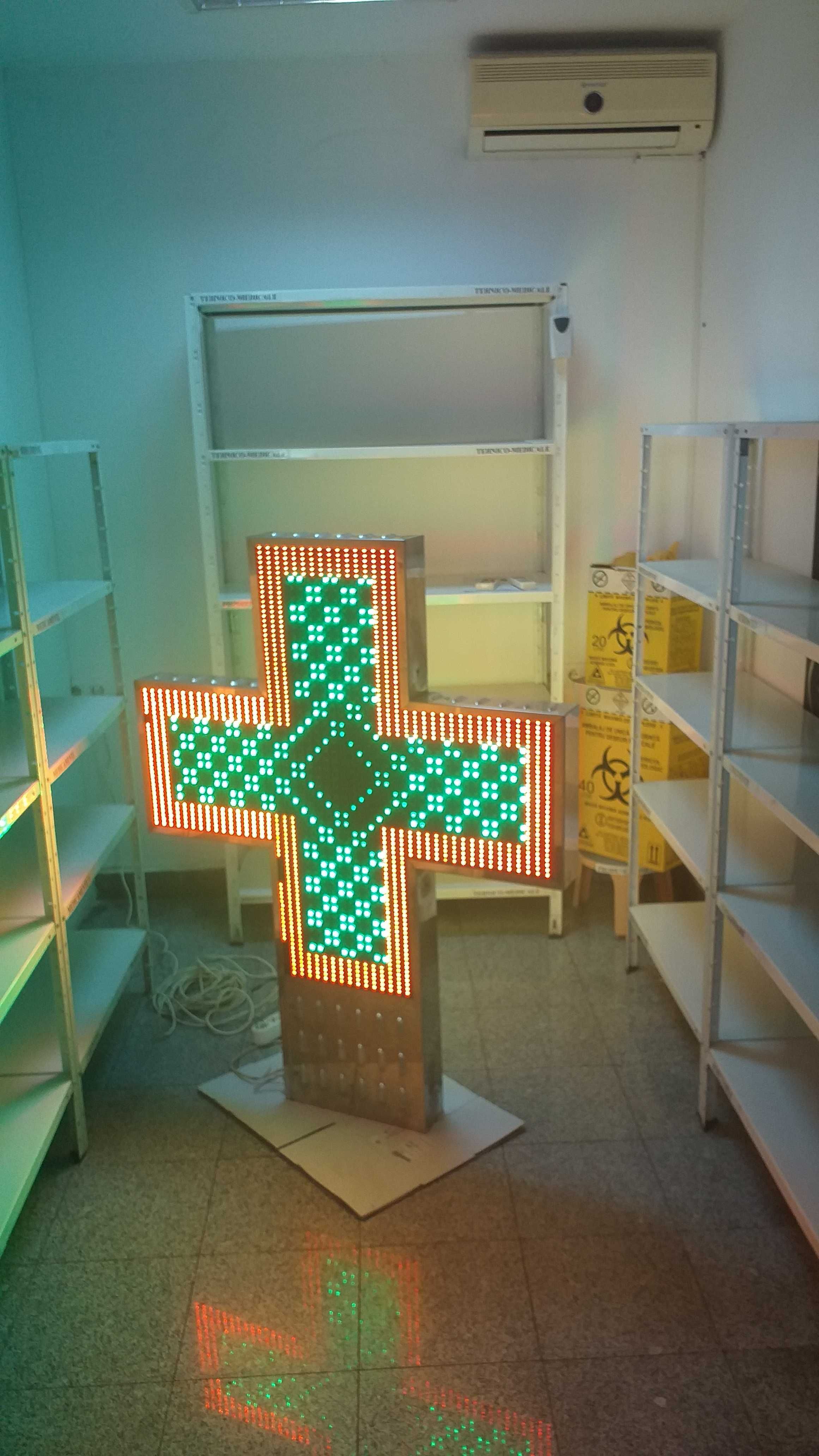 Cruce farmacie, reclama luminoasa farmacie, reclama led