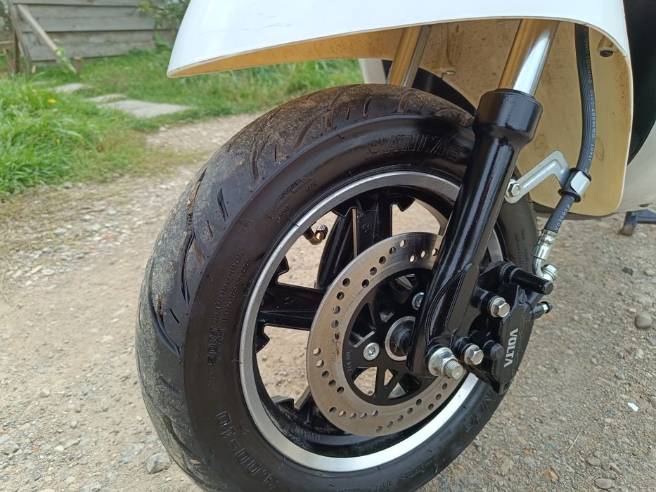 Vând motoscuter electric Volta 2000w
