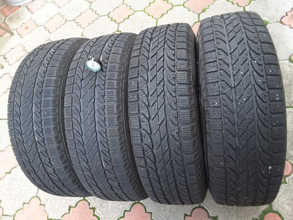 cauciucuri, anvelope de iarna 215 70 16 BF Goodrich