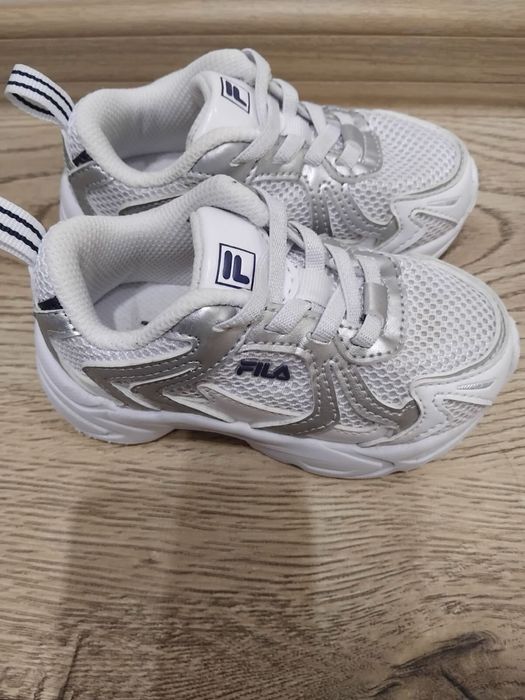 Детски маратонки Fila