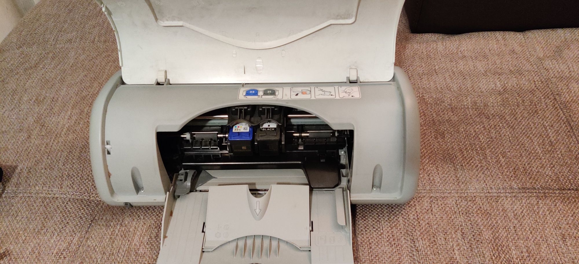 Imprimantă HP Deskjet D1360