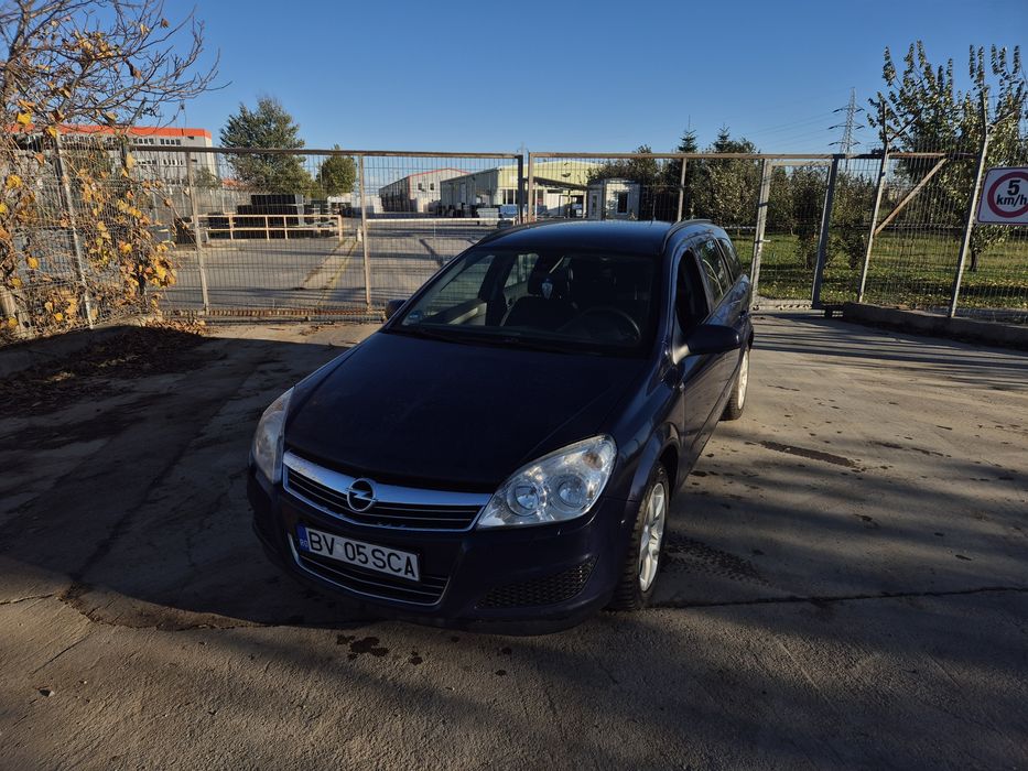 Opel Astra H (+4 roti)