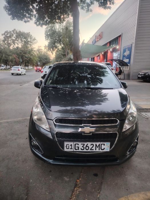 Spark 2018 yil 6700$ srochno kelshiladigan joyi bor