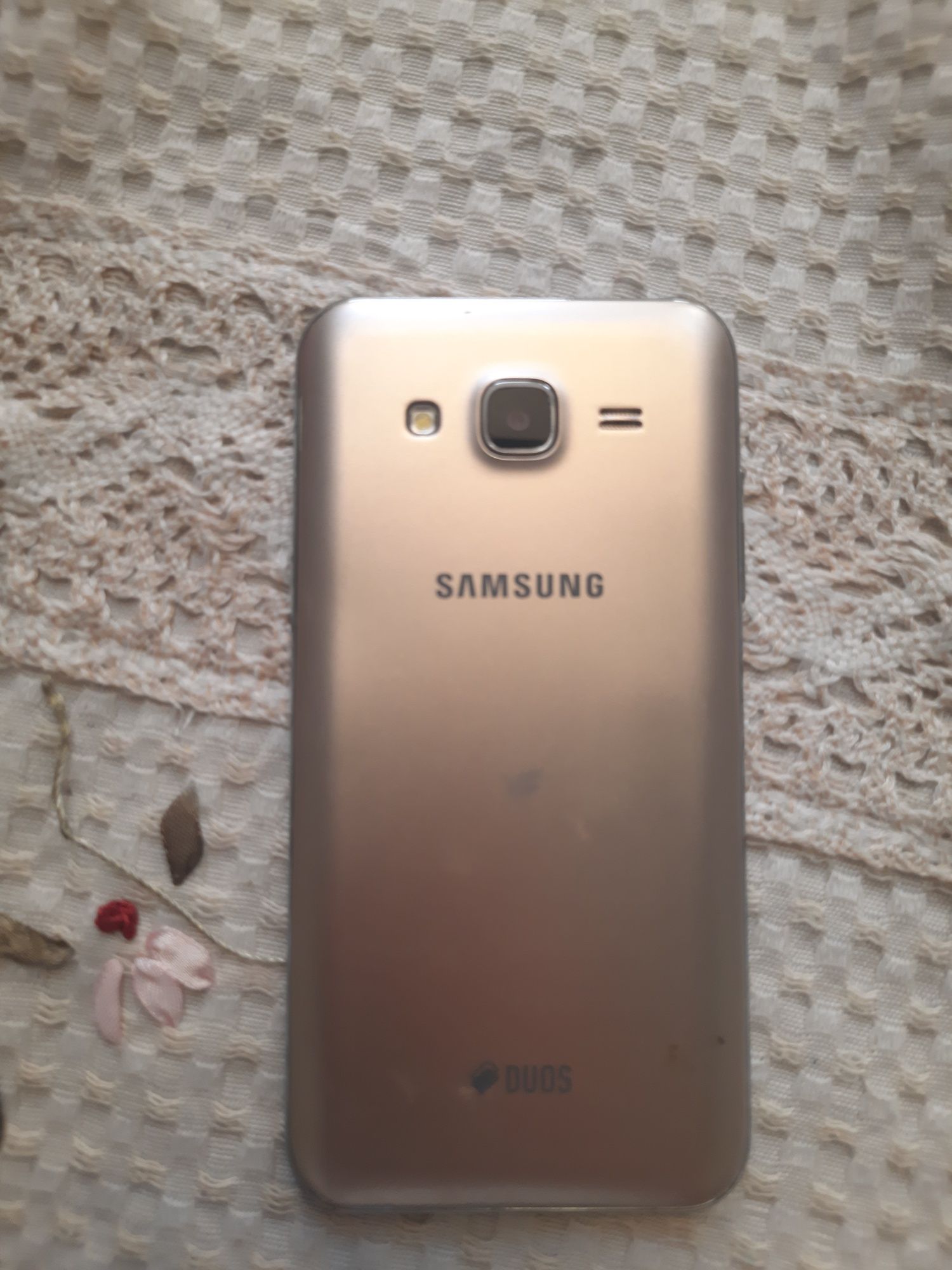 Samsung j5 Dual.