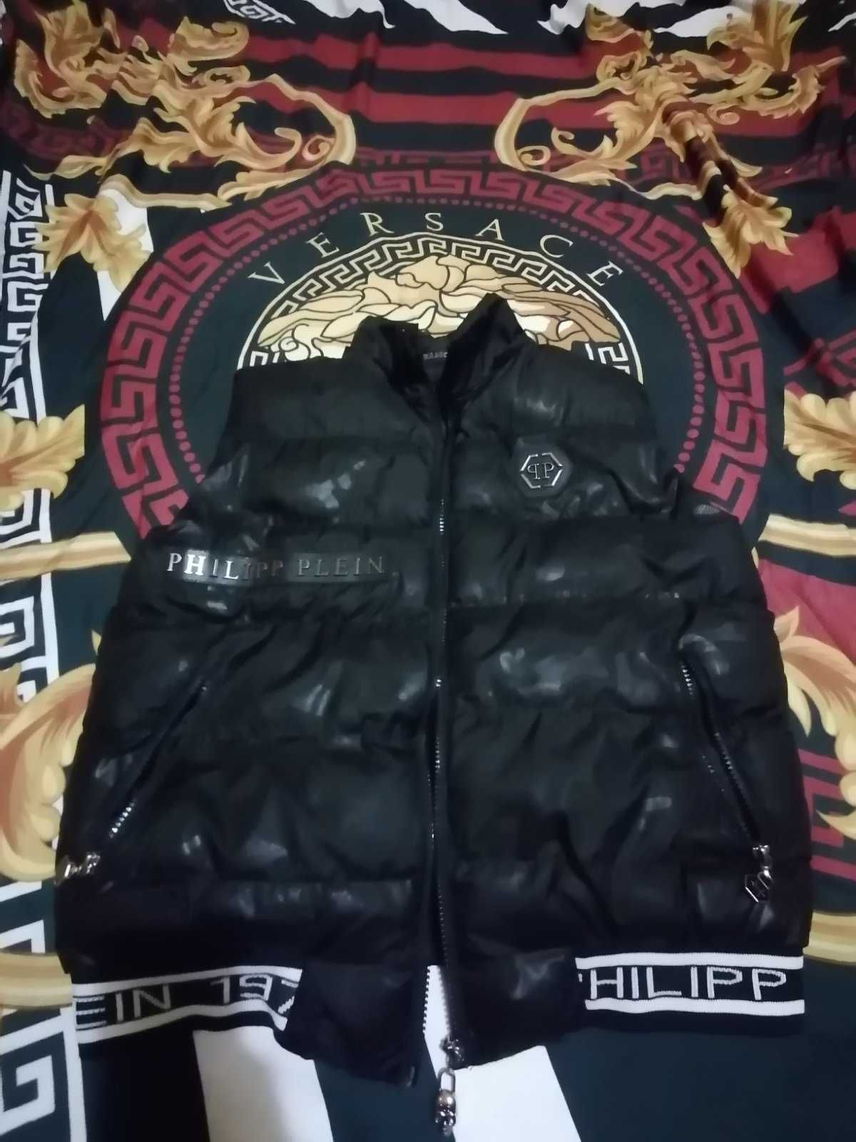 Дамски елеци и грейки