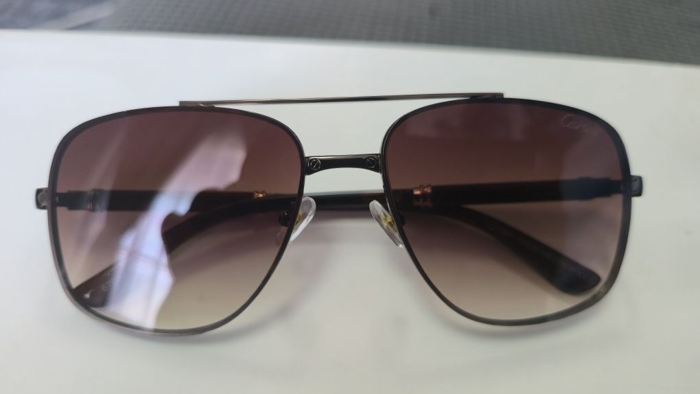 Ochelari de soare Cartier rama maro