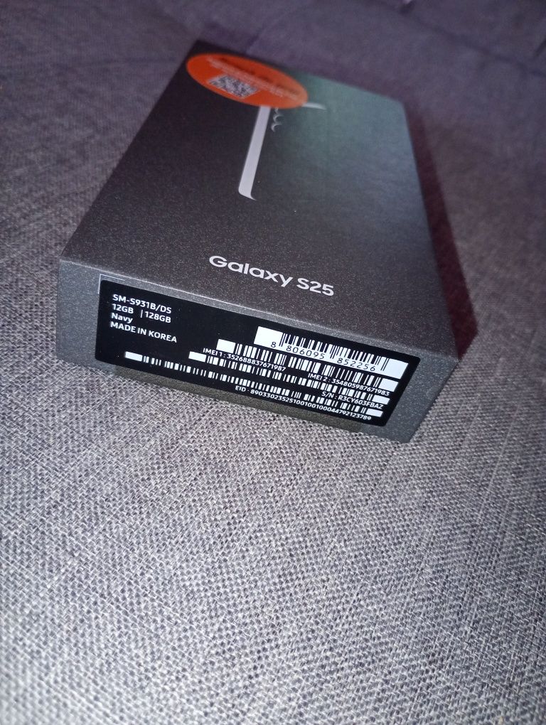 Vând Samsung S25
