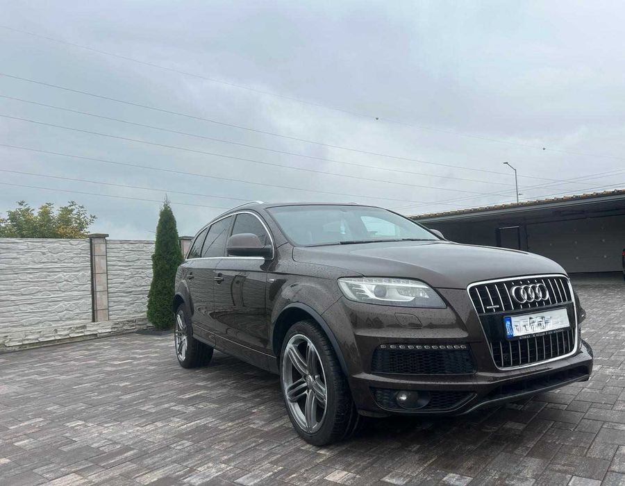 Audi Q7 S-Line Quattro  3.0 TDI  an 2011