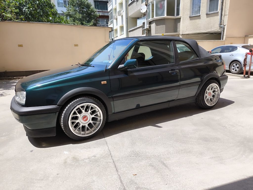 Volkswagen Golf 3 Karman Cabrio 5500лв с други джанти.
