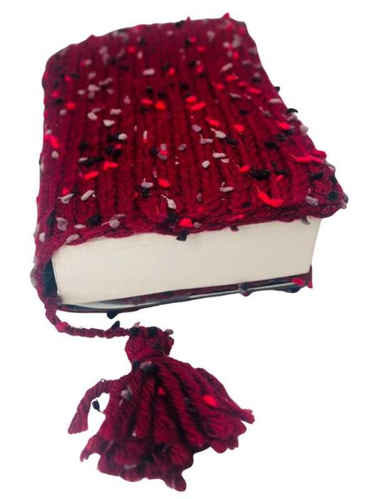 Калъф за книга, оплетен на две куки