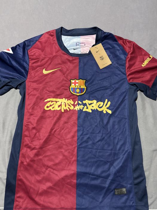 Barcelona x Travis Scott S