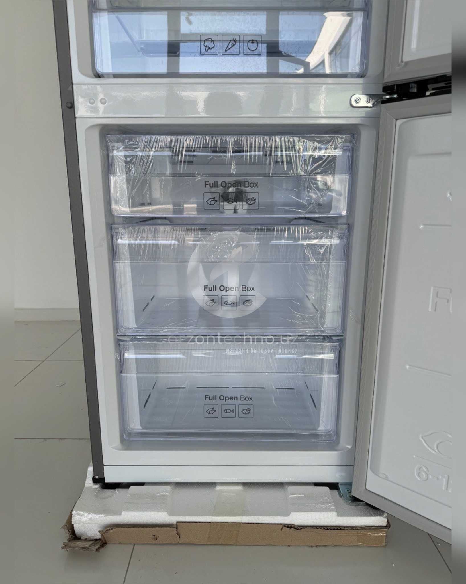 Холодильник Samsung RB29FERNDSA с дисплеем Inverter No Frost