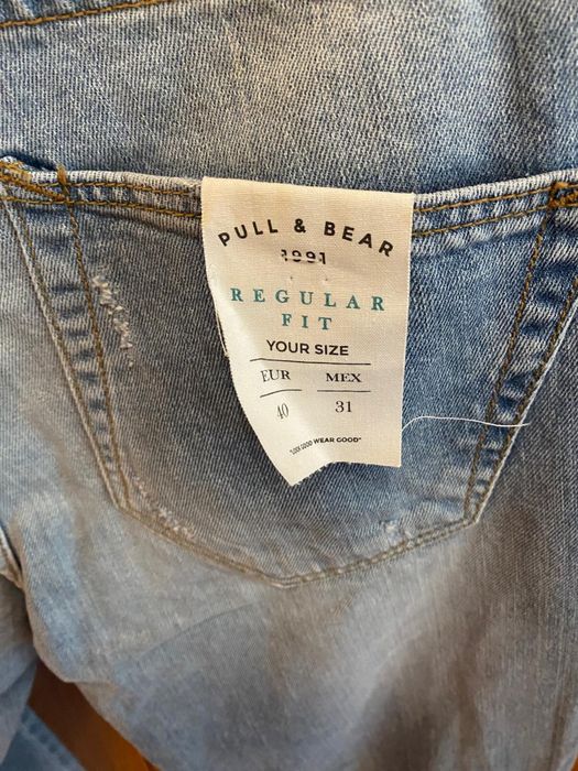 Blugi Pull& Bear Regular Fit- 40. Noi