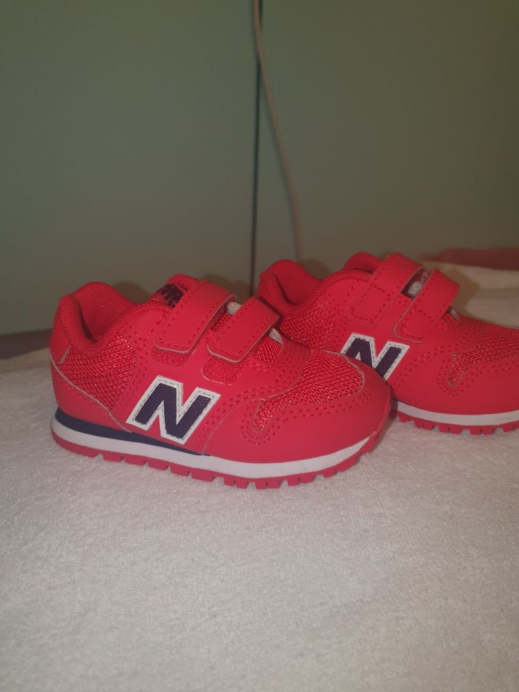 Adidași copii de vânzare