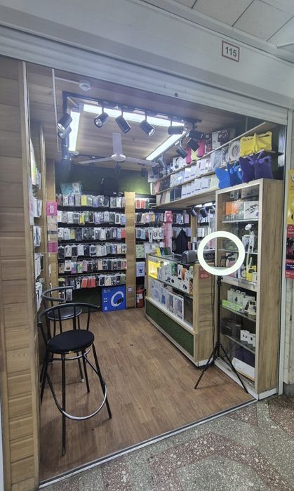 Продаю товар из бутика. Телефон аксессуарлары

*"Продаю только товар