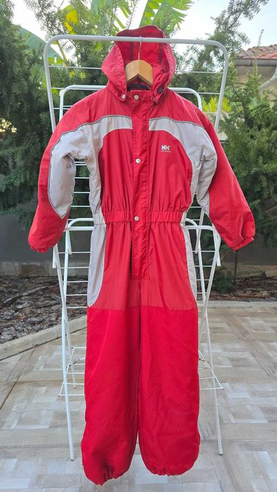 Детски ски гащеризон Helly Hansen  8-9 години / ръст 134см.