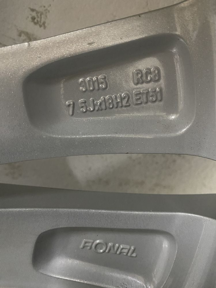 Jante 18 originale Skoda Octavia Vw Golf cu anvelope de vara