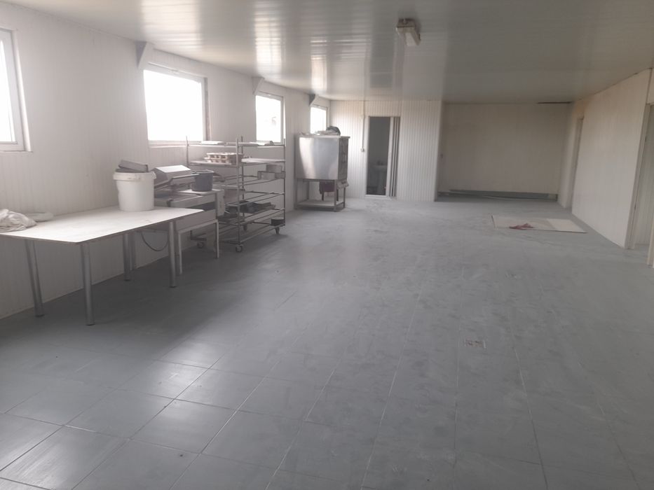 Vand/schimb/Inchieriez spatiu comercial(productie)