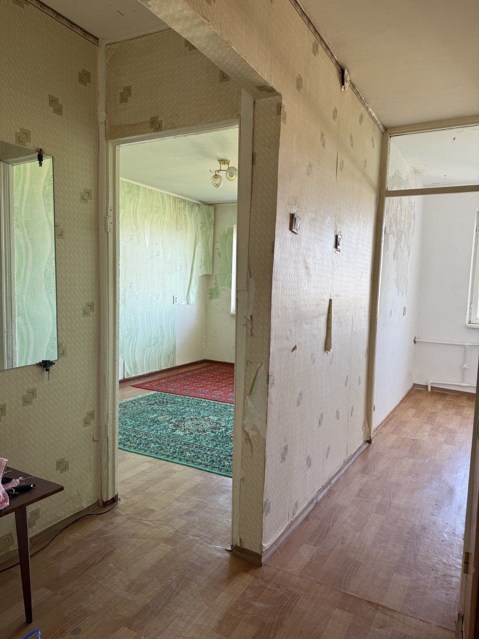 Срочно продаётся 1 комнатная квартира в городе Чирчике