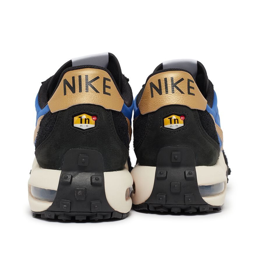 NIKE Air Max Waffle SP